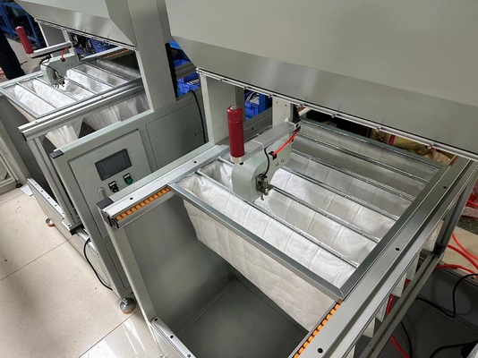 PLC-Steuerung 0,6-0,8Mpa Luftfiltermachmaschine 3000*1500*1800mm
