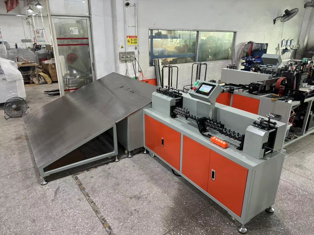 Hocheffiziente und hochpräzise Nylonnetzfilter-Innenstützrahmenformmaschine