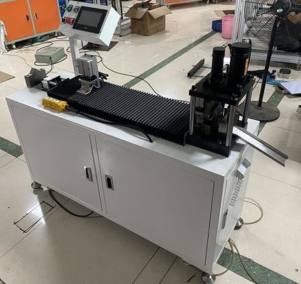 Luftfilter 220V, der Maschine, Abdeckungs-pneumatische Pressmaschine der Karten-7pa herstellt
