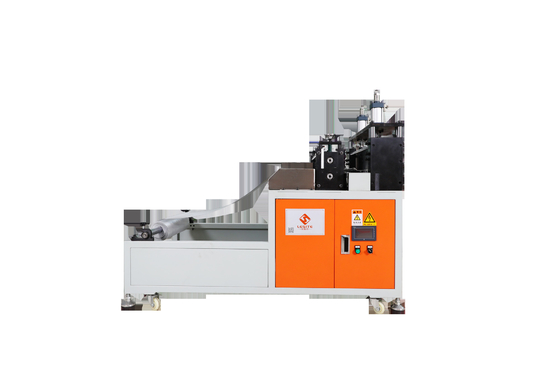 0.6-0.8Mpa Luftfilterherstellungsmaschine mit 0,4m3/min Luftverbrauch und 1 Jahr